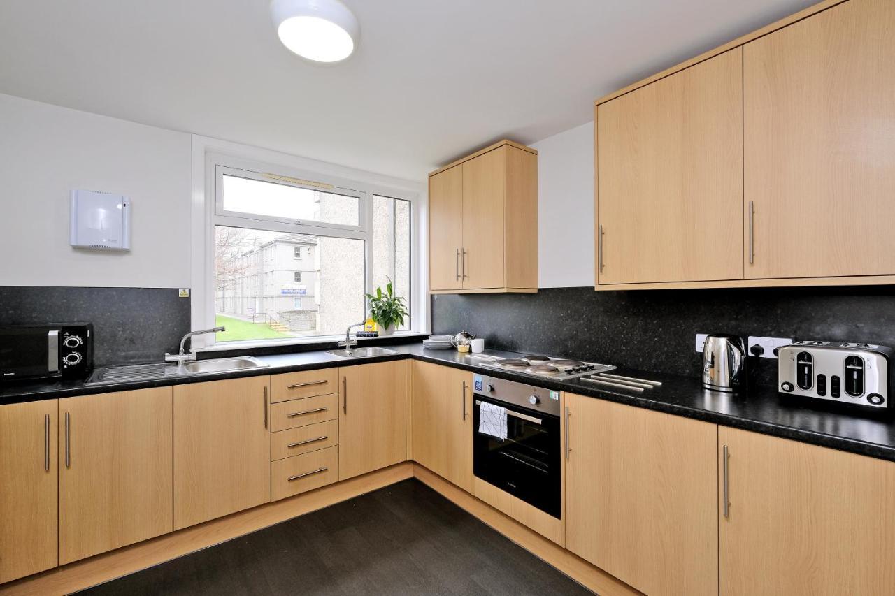 Cooper Court Leilighet Aberdeen Eksteriør bilde